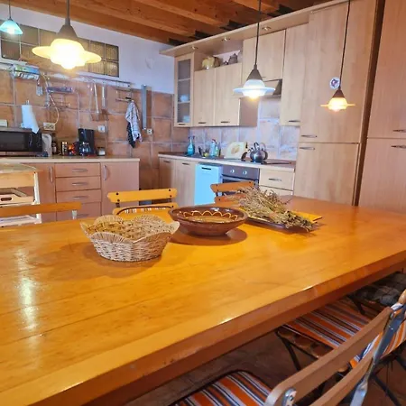Steinhaus Mimi 1 Holiday home Budva